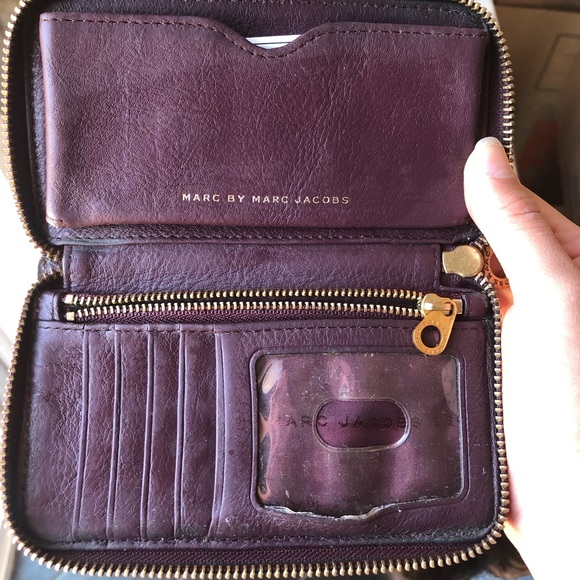 Marc Jacobs Wallet - Picture 2 of 5